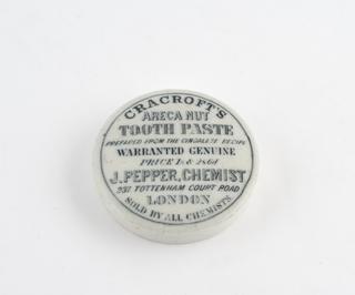 Ceramic pot lid for Cracroft's areca nut tooth paste