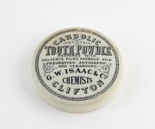 Ceramic pot lid for carbolic tooth powder