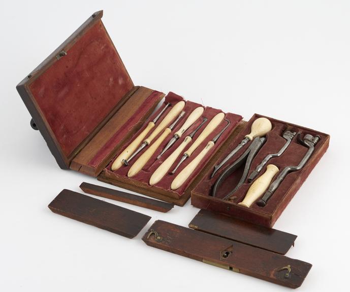 Dental instrument set