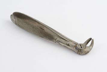 Lower left bicuspid dental forceps