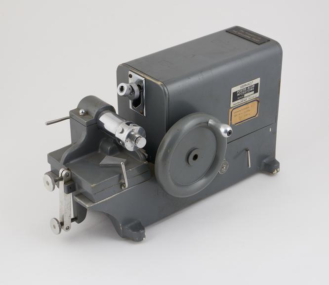 Porter-Blum electro microtome by Storval, Norwalk (Connecticut)