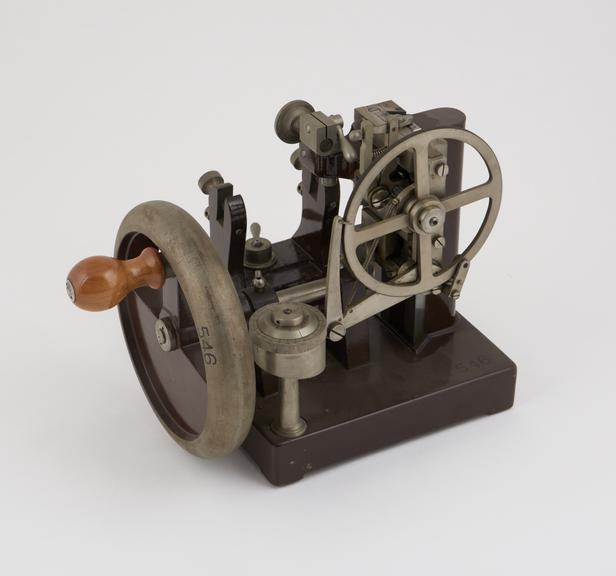 Minot-type automatic microtome by Jung of Heidelberg, c.1910