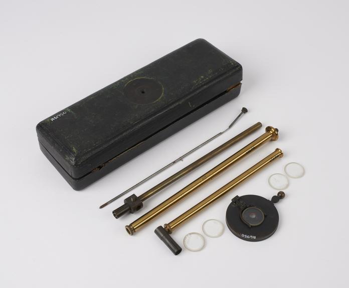 Liebriech's type ophthalmoscope