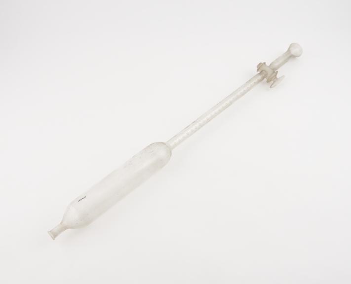 Clear glass burette, with graduated body, G