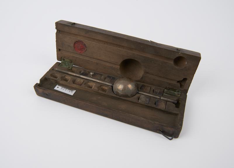 Hydrometer, in case, French(?), 1801-1900