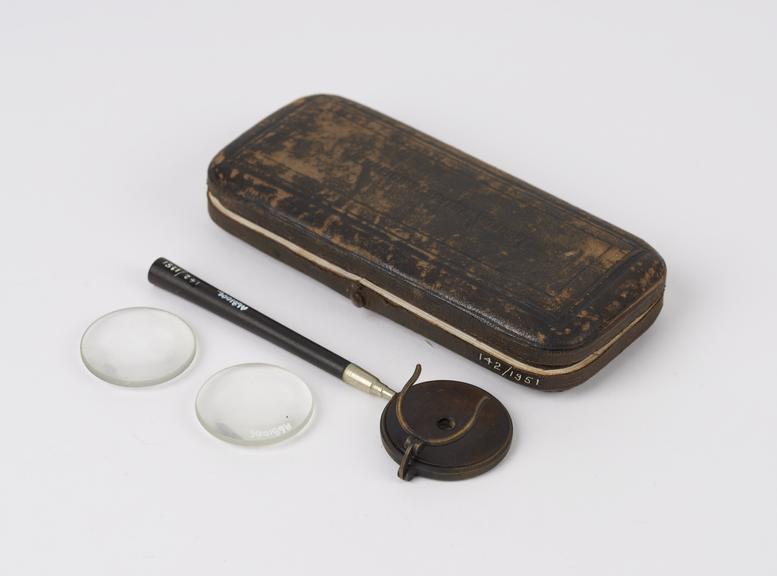 Liebreich's' type ophthalmoscope with handle and 6 lenses