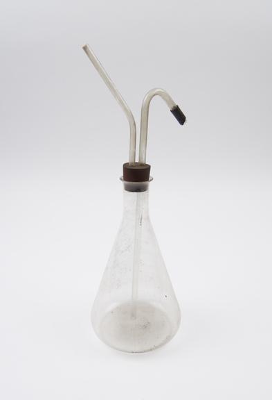 Conical flask, Erlenmeyer type