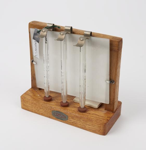 Microsedimentometer, glass, in wooden stand