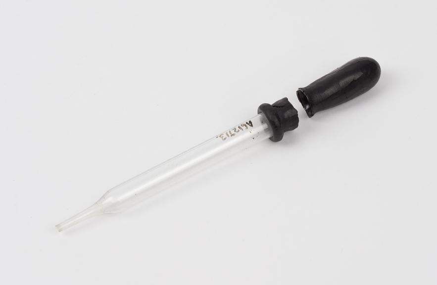 Teat pipette, glass and rubber