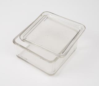 Larger square dish (glass) with lid