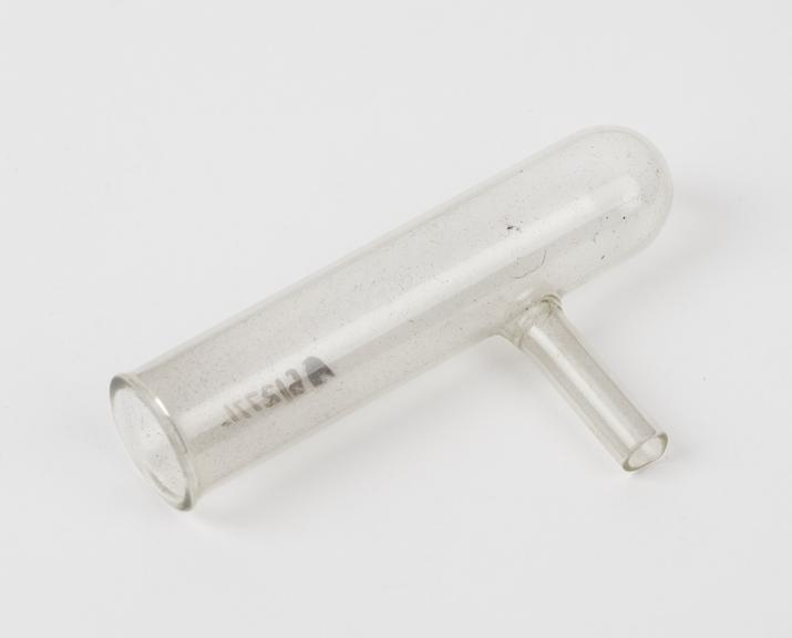 Test tube, with outlet, glass