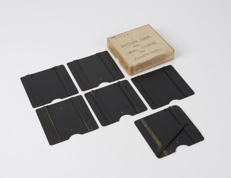 Six card holders for use with synoptophore