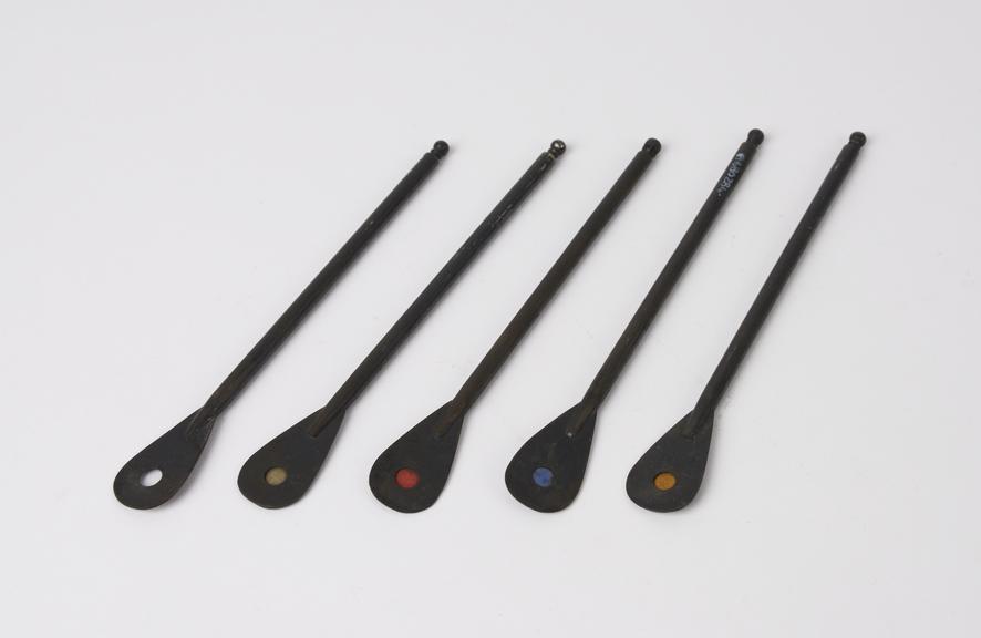 Set of 5, spatulate ended rods