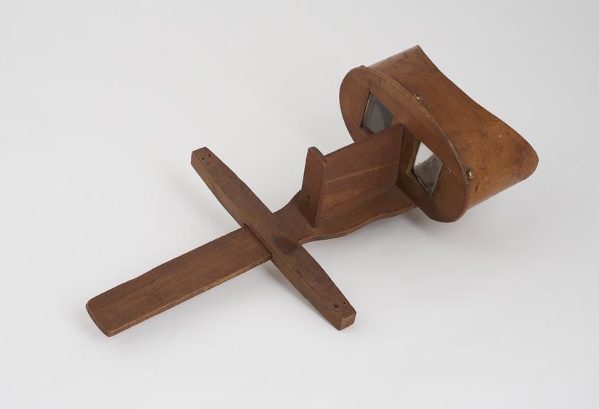 Stereoscope, wood, probably British, first half 20th century