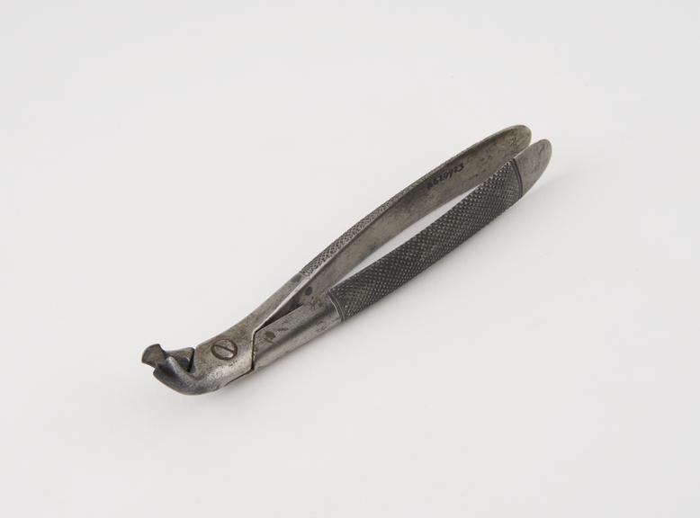 Dental forceps, for lower molars, steel, by Dixon, London