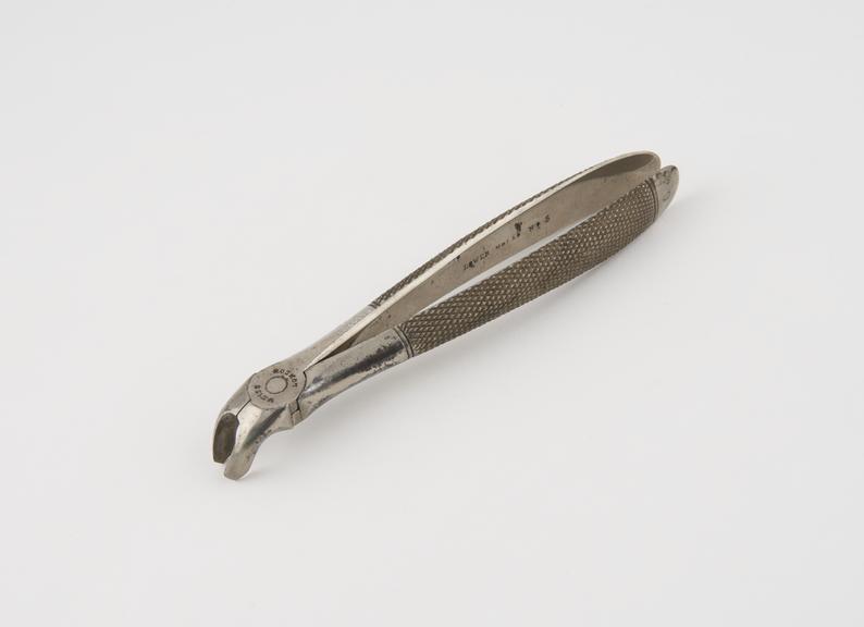 Dental forceps, no.5, for lower molars, nickel plated steel