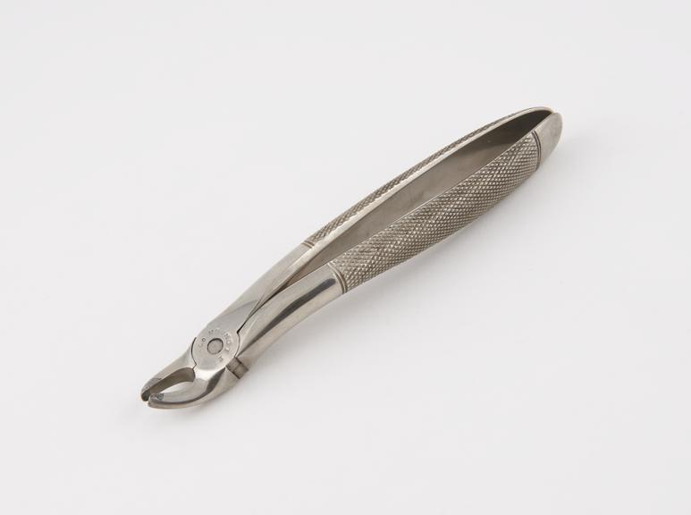 Dental forceps, for upper incisors, nickel-plated steel