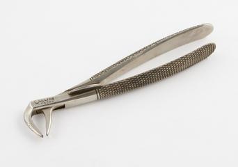 Dental forceps
