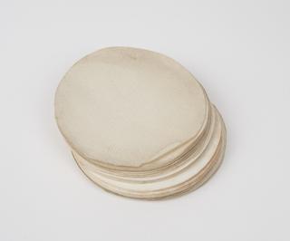 Circular pieces of filter paper