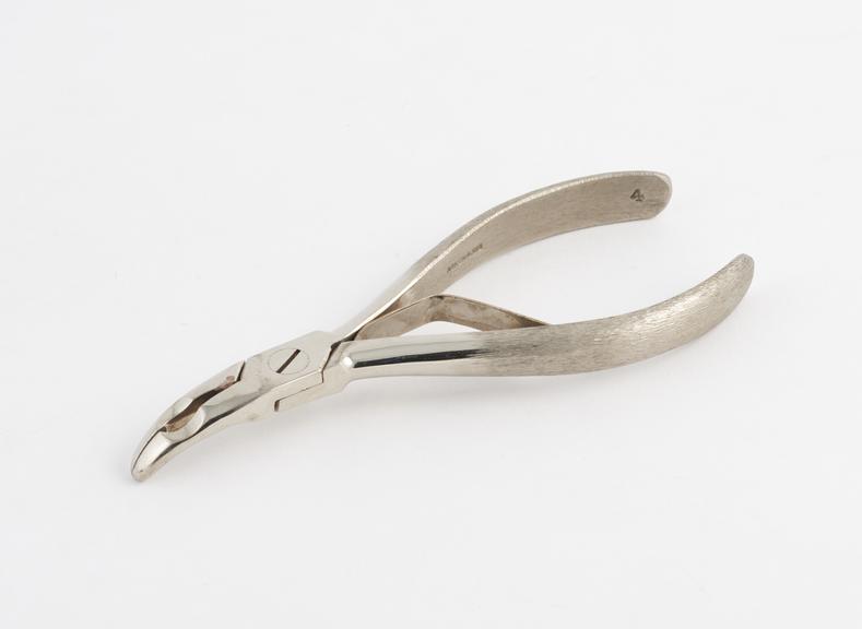 Dental forceps, rougeur, no