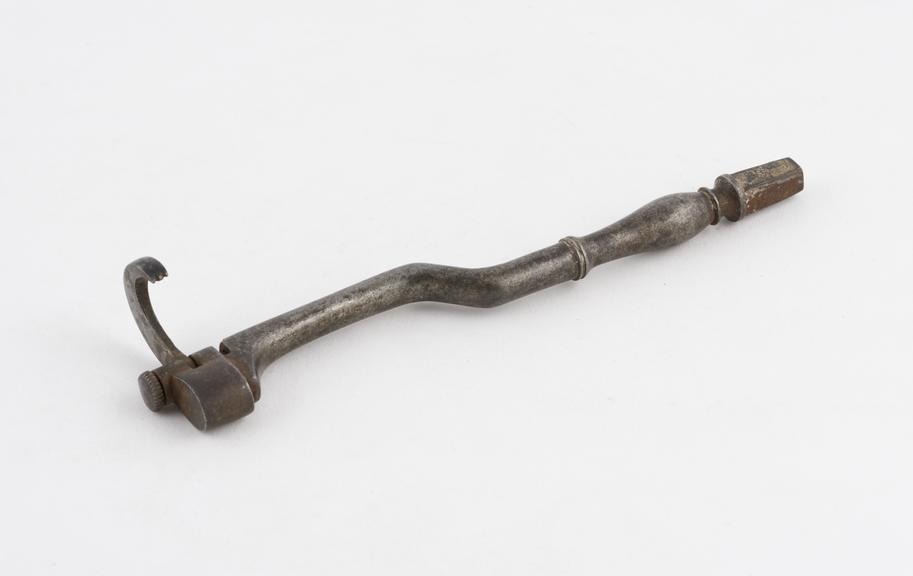 Double bend-type dental key | Science Museum Group Collection