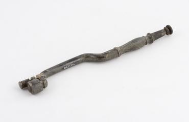 Double bend-type dental key