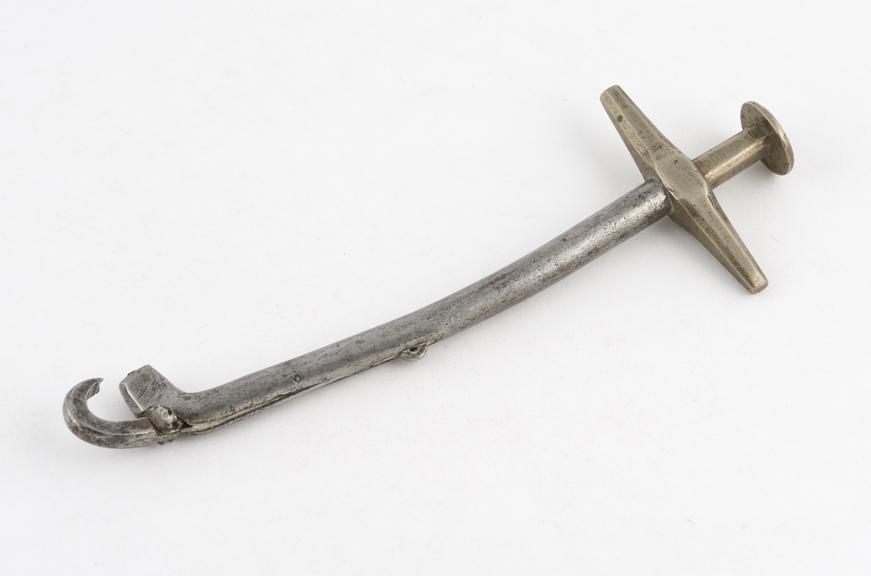 Dental key, single bend, swivelling claw