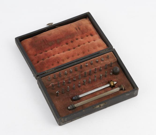 Inlay bur selection, cased, with accessories, Germany, 1890-1914