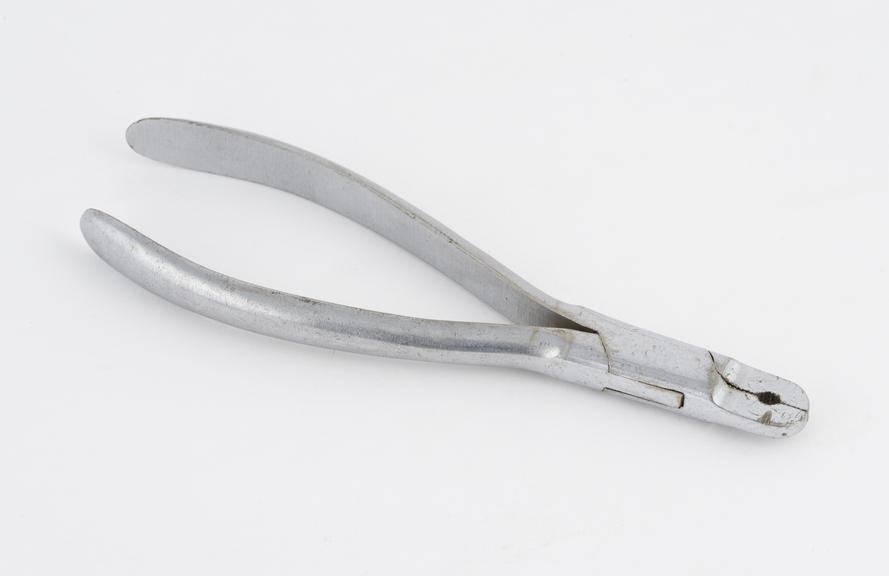 Cylindrical workroom pliers, chrome-plated steel, Germany