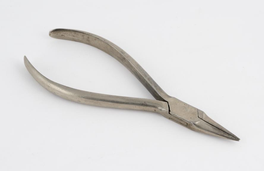 Snipe-nose workroom pliers, nickel plated steel, Europe