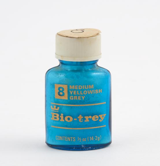 Bottle of Bio-trey silicate cement powder