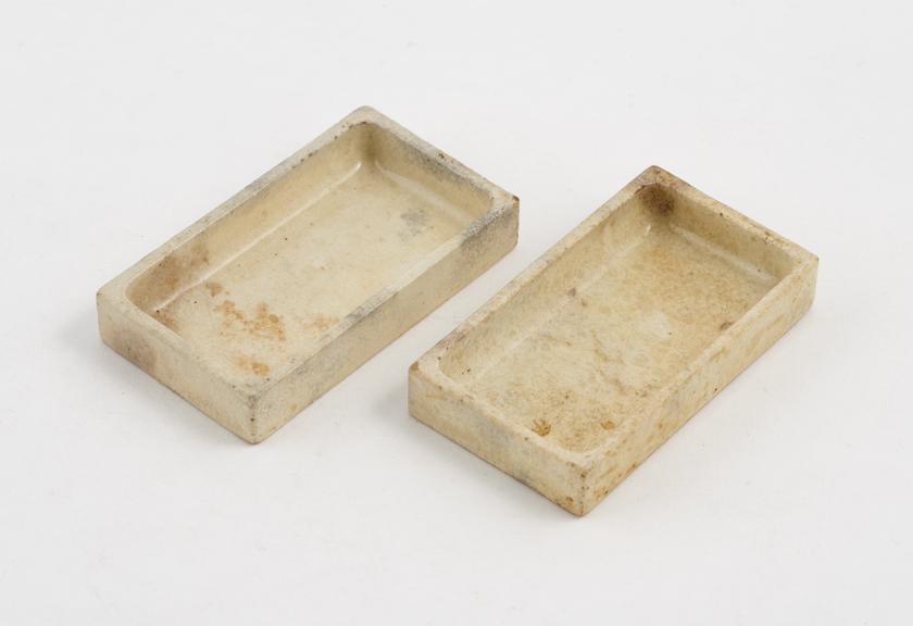 2 glazed porcelain trays, by Ash, England, 1920-1925