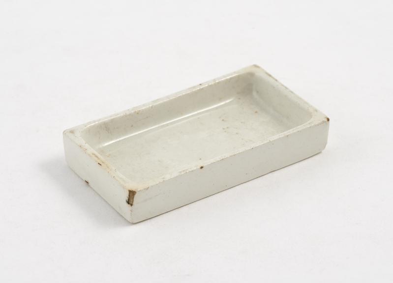 Small rectangular porcelain No