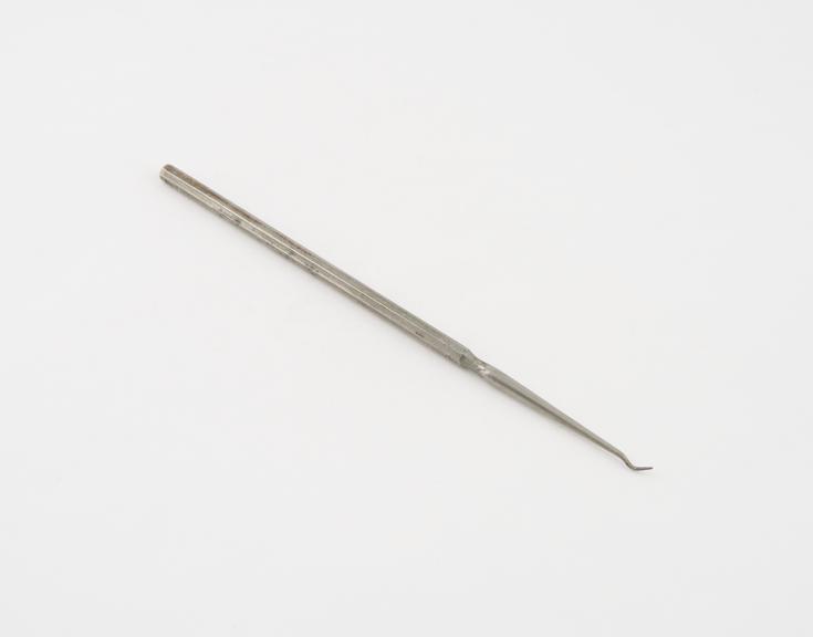 Dental stopper, No.325, nickle plated steel, probably German
