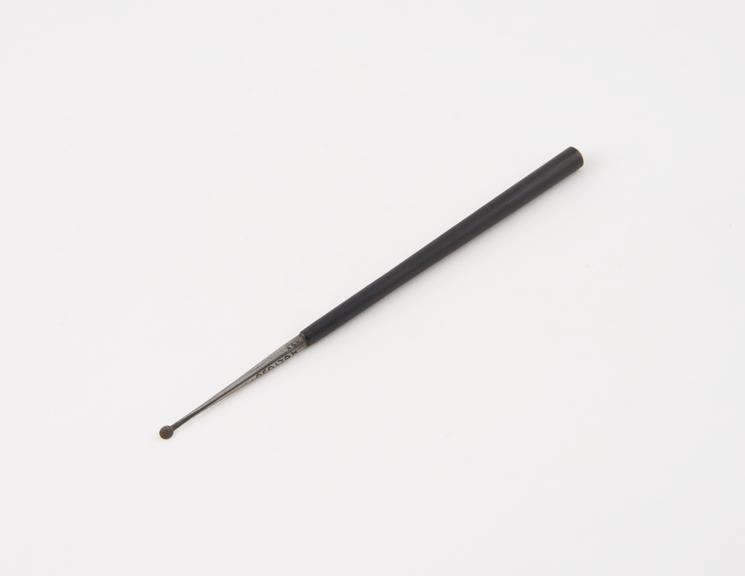 Plug trimmer straight, steel with ebony handle, by Ash, England