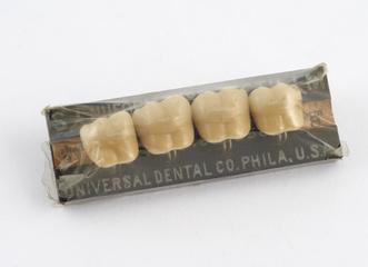 Set of 4 psterior "Nuform" tube teeth