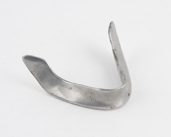 Mandibular splint, aluminium, probably English, 1870-1900