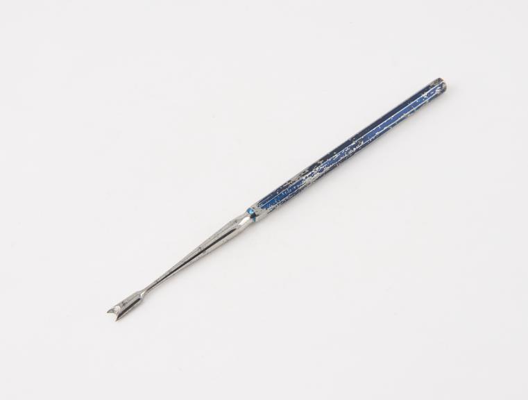 Dental descaler, steel, with blue painted handle, Europe