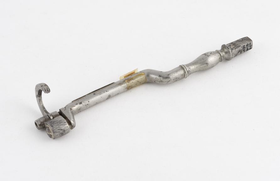 Dental key, double bend, no handle, steel, English, 1801-1850