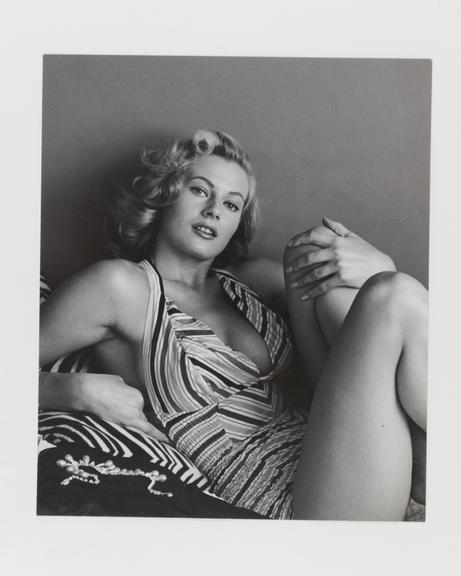 Silver gelatin print, by Andre de Dienes