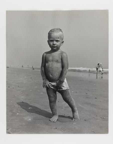 Silver gelatin print, by Andre de Dienes