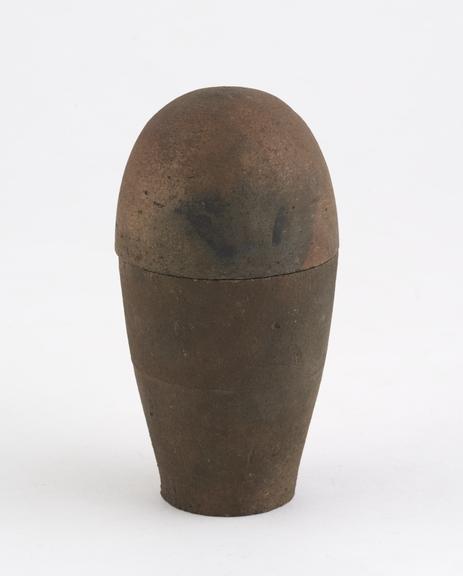 Earthenware crucible with separate dome shaped lid