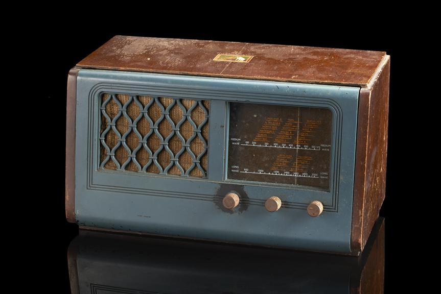 HMV H15 radio receiver