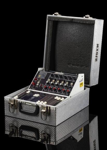 Audio mixer unit MX6/2