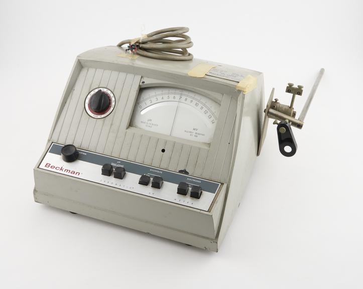 pH Meter `Zeromatic'. Serial no.1477