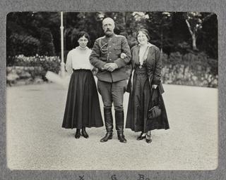 Untitled black and white photograph, Russian Imperial Royal Family