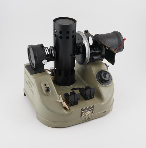 Spectro-photometer