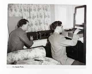 Photograph of home radio broadcasters in Hull