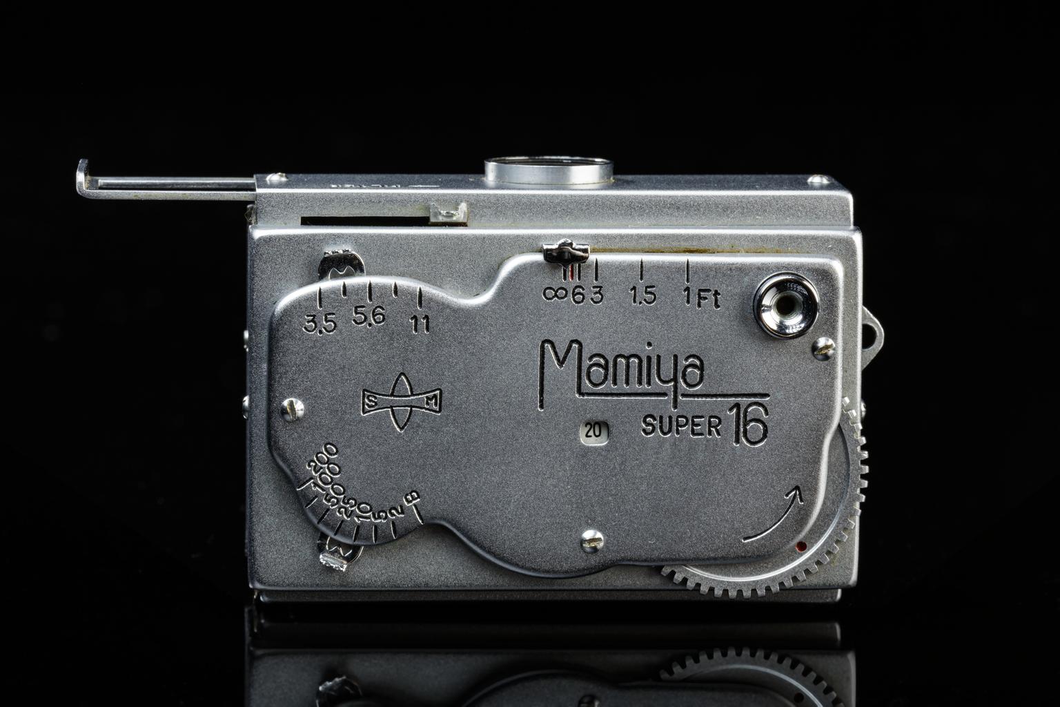 Mamiya SUPER 16 本体 large_1990_5036_1184__0003_.jpg