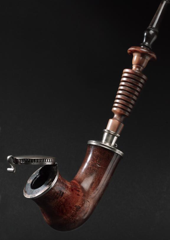 Meerschaum tobacco pipe